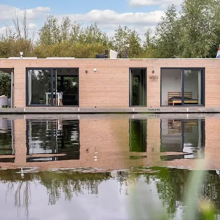 Surla Houseboat Hangloose Kagerplassen 船屋 Buitenkaag