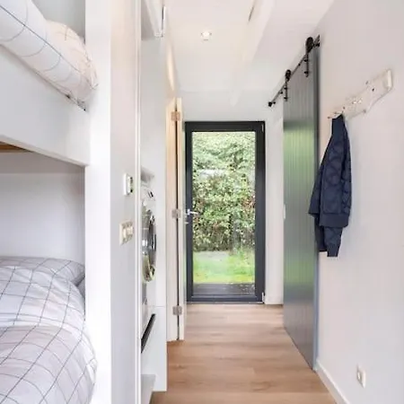 船屋 Surla Houseboat Hangloose Kagerplassen *