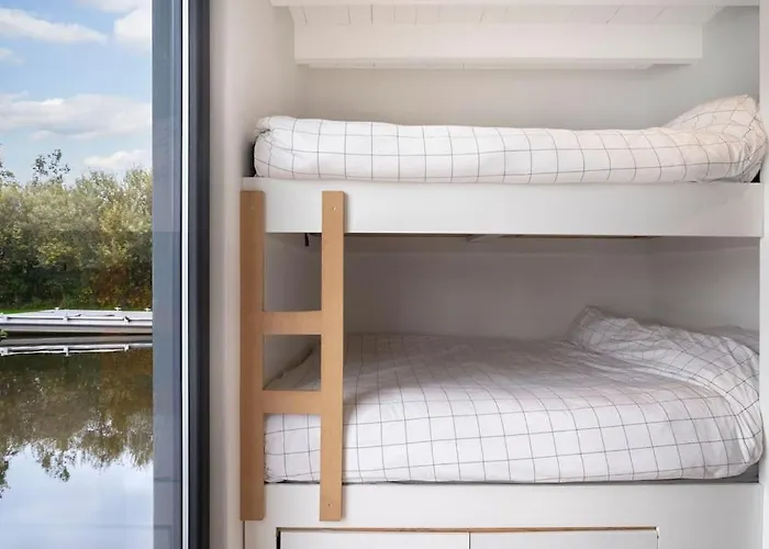 Surla Houseboat Hangloose Kagerplassen Botel *