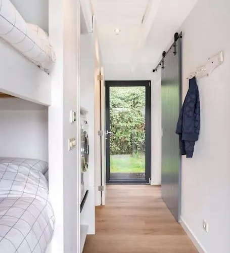 Botel Surla Houseboat Hangloose Kagerplassen *