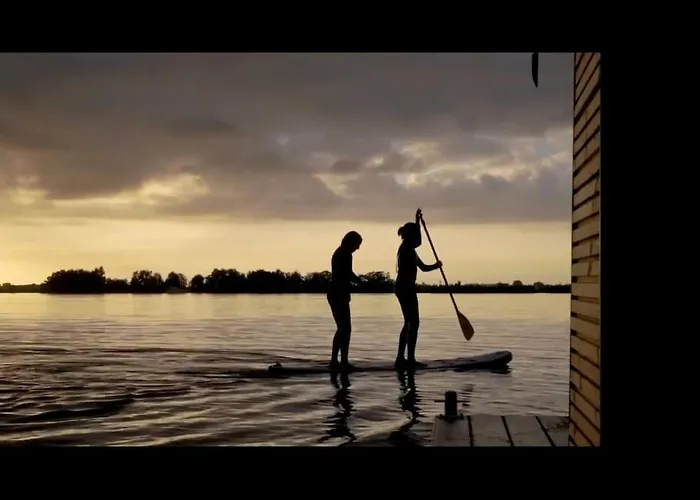 Botel Surla Houseboat Hangloose Kagerplassen